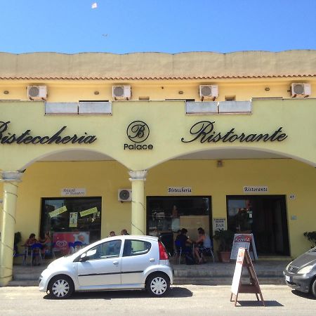 B Palace Ardea Exterior photo